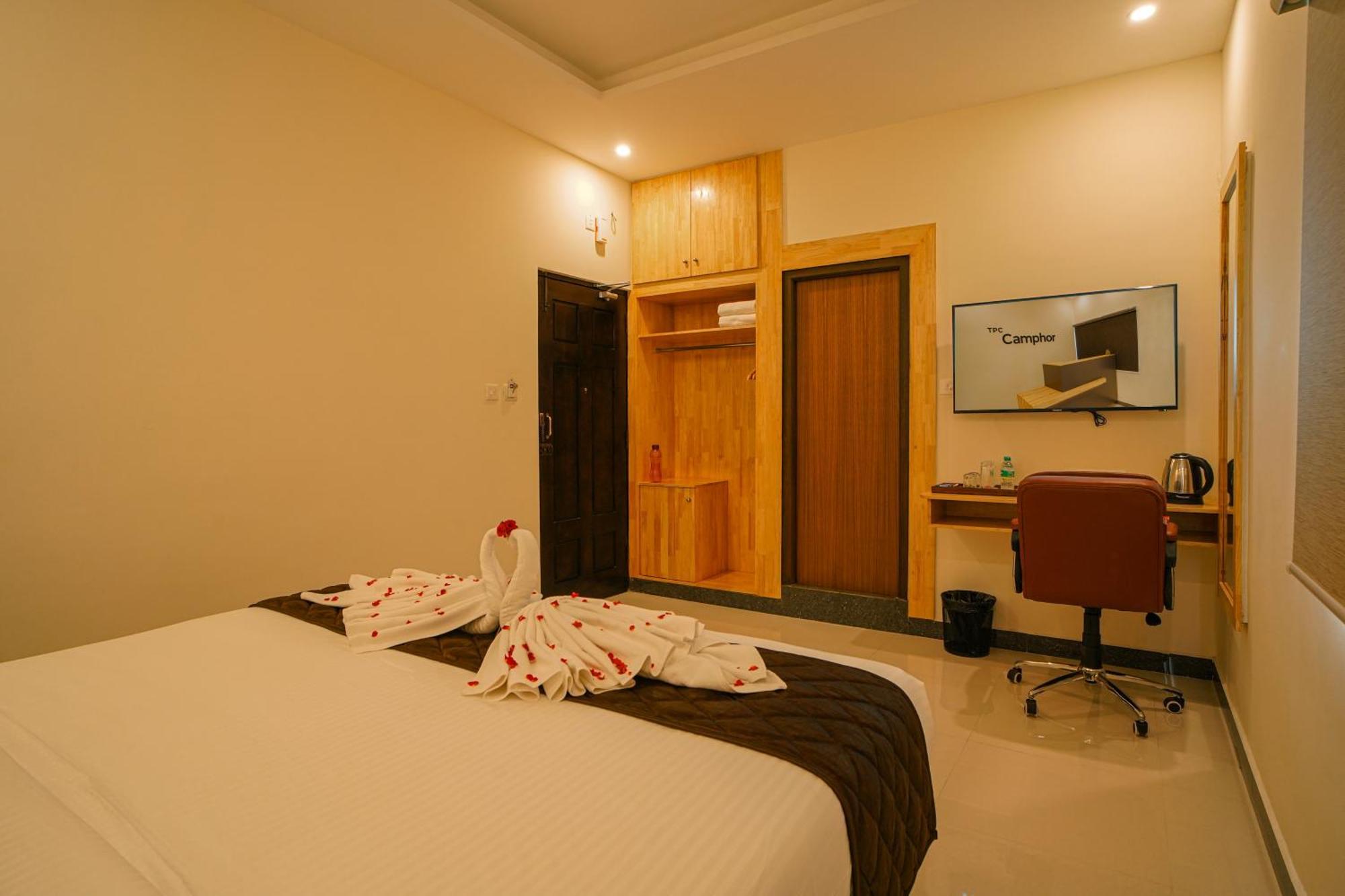 Tpc Camphor Hotel Tiruchirappalli Exterior foto
