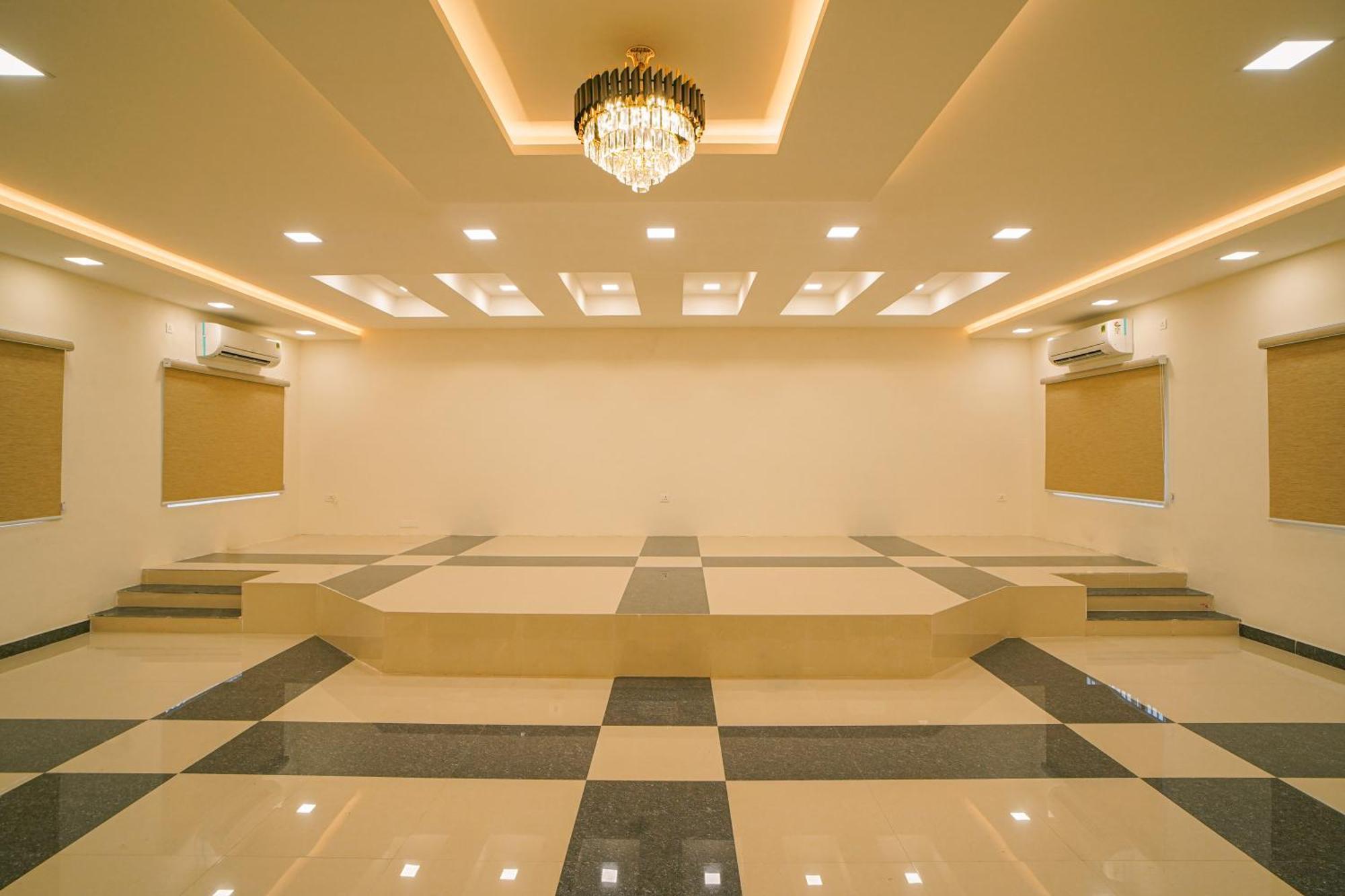 Tpc Camphor Hotel Tiruchirappalli Exterior foto