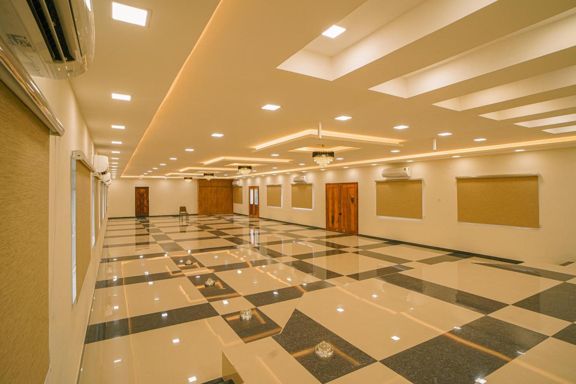 Tpc Camphor Hotel Tiruchirappalli Exterior foto